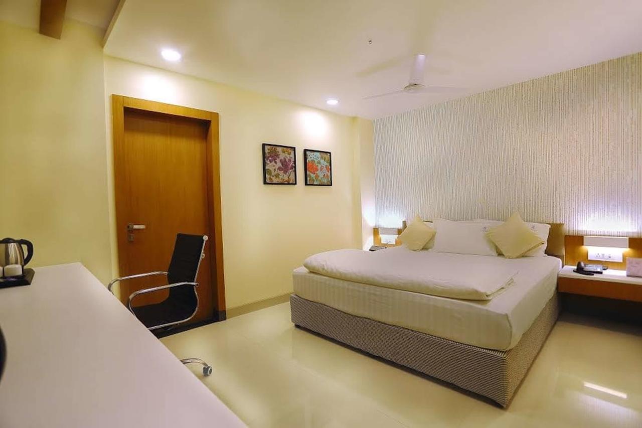 Hotel Tulsi Casa Bhopal Exterior foto