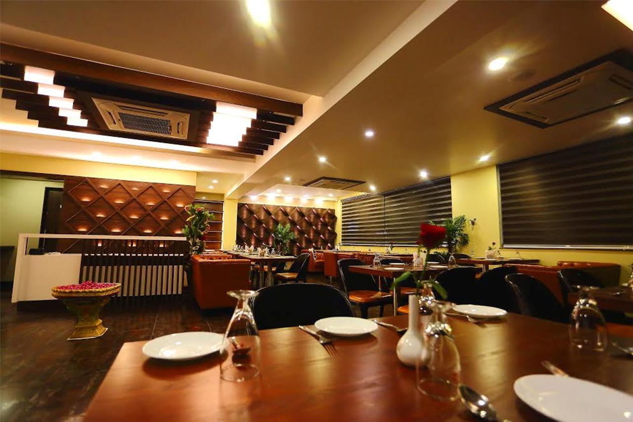 Hotel Tulsi Casa Bhopal Exterior foto